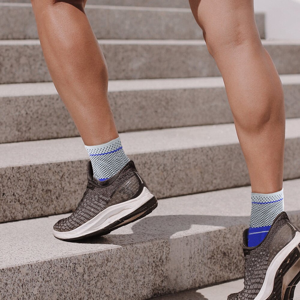 TopRunn Foot Socks Ankle Brace Compression Support Sleeve with Silicone Gel-Boosts Recovery from Joint Pain,Sprain, Heel Spur