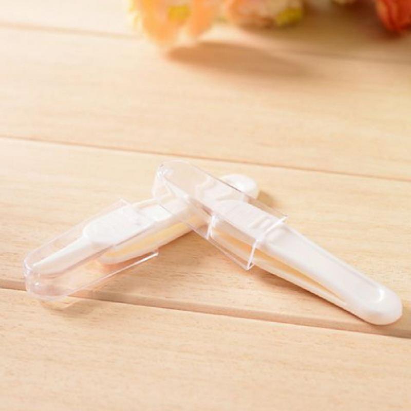 Newborn Safety Safe Care Infant Ear Nose Navel Plastic Tweezers Pincet Forceps Talheres Infantil Mamadeira Clips Pinza Chupetes