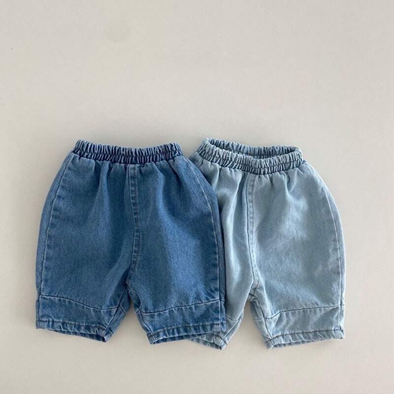 Nuovi pantaloni in Denim per neonato moda bambina Casual Jean pantaloni per bambini morbidi e confortevoli pantaloni per bambini allentati