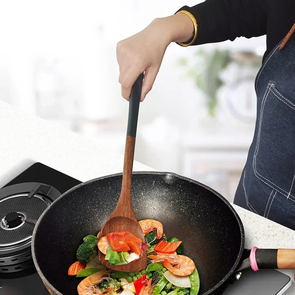 Köksutrustning i trä med långa handtag spatel ris skopa grönsak kött matlagning spade mixerskedar för nonstick pan köksredskap