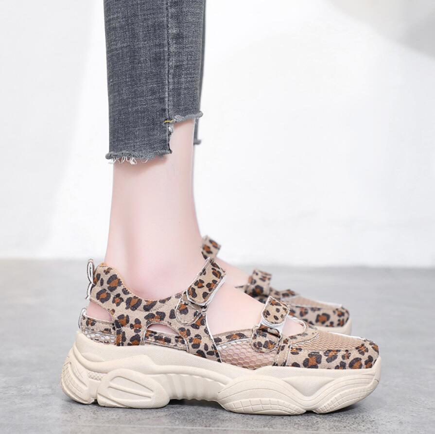 Kilar skor för dam sandaler sommar skor leopard slides chaussures femme plattform sandaler cs -559