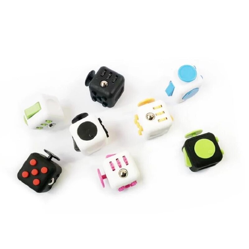 Min cube Toy Vinyl Desk Finger Toys Squeeze Fun Stress Reliever 3.3cm Antistress