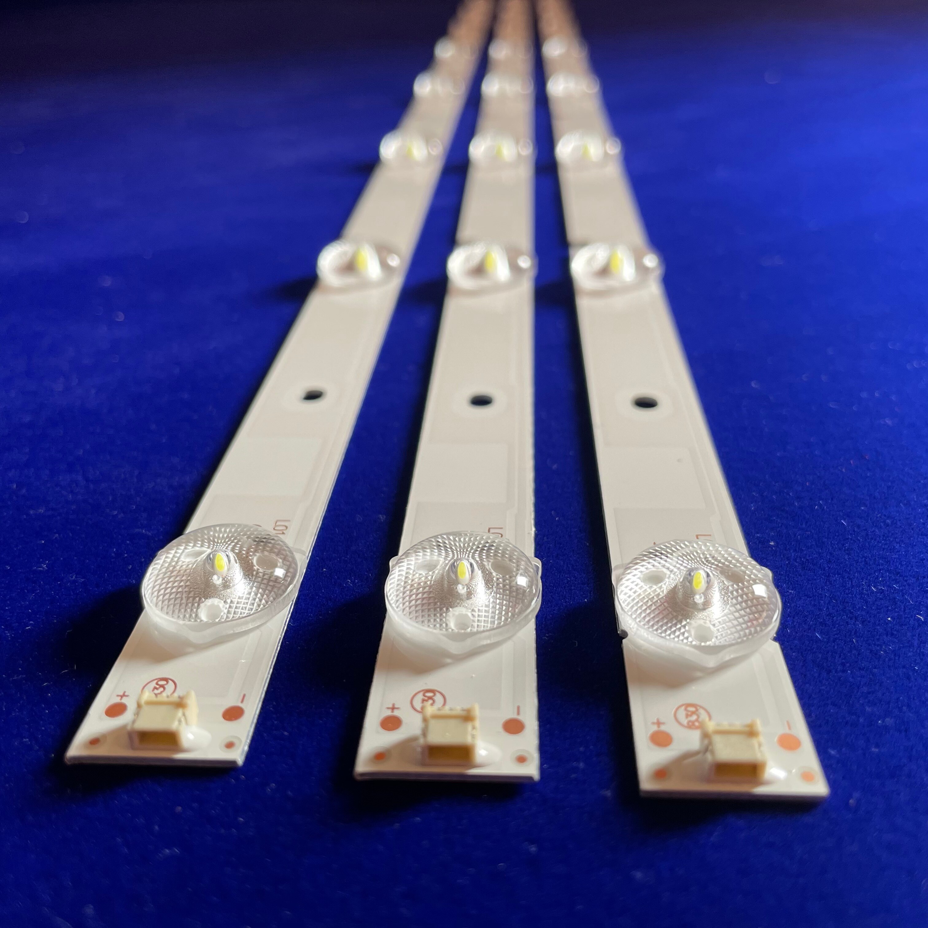 LED strip for Hisense 40&#39;&#39; TV JL.D40081330-003BS-M H40M2100C H40M2600 JHD400DF-E31 40H3C1 40H3B Sharp LC-40LB480U NS-40D510NA19