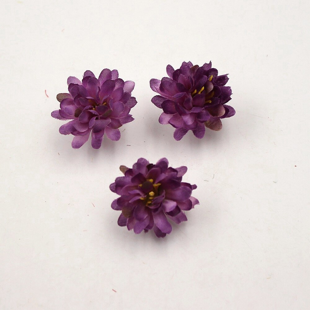 20 st 3cm sidenkonstgjord blomma nejlika blomhuvud flerfärgad valfri bröllopsscen heminredning gör-det-själv blommig: Plommon
