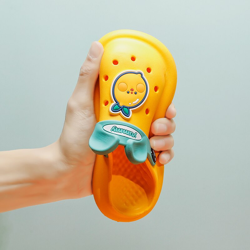Kinder Maultiere Clogs Sommer Kinder Garten Schuhe Mädchen Jungen Strand Schuhe Candy Farbe Loch Töpfe Enfant Sohle Weiches Licht Hausschuhe