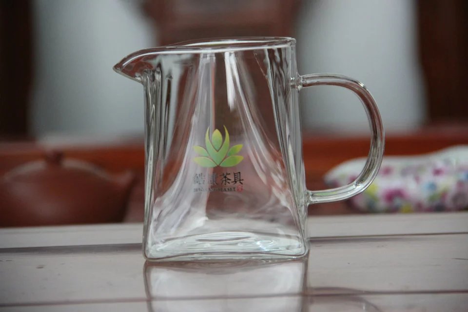 Chinese tea set chahai ceremony cha dao Tea sea cha hai Fair black puer tea cup 340ML