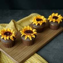 Kunstmatige zonnebloem bloem cake Thuis zachte decoratie veranda Dessert etalage regeling stilleven decoratie