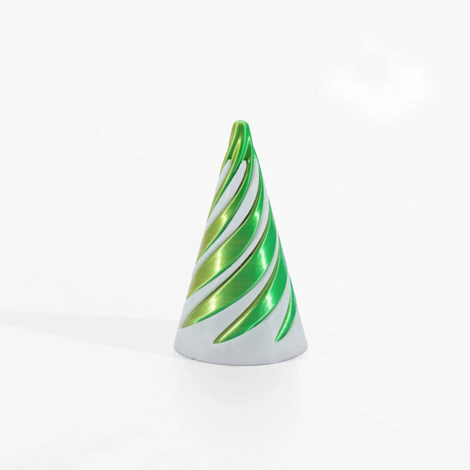 3D Printed Spiral Cone Toy Impossible Pyramid Passthrough Sculpture Pass Through Pyramid Toy Mini Vortex Thread Illusion: army green