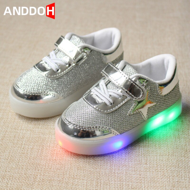 Rozmiar 21-30 świecące trampki dla dziewczynek dzieci buty z lampkami Led chłopcy świecące obuwie dziecięce trampki ze świecącą podeszwą