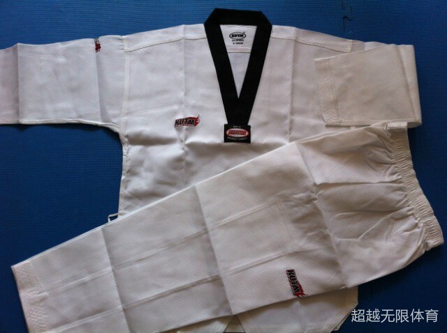 Liquidación Taekwondo, WTF dobok telas jacquard Corea KUTM original genuino bordado uniformes de taekwondo 180 190 200cm