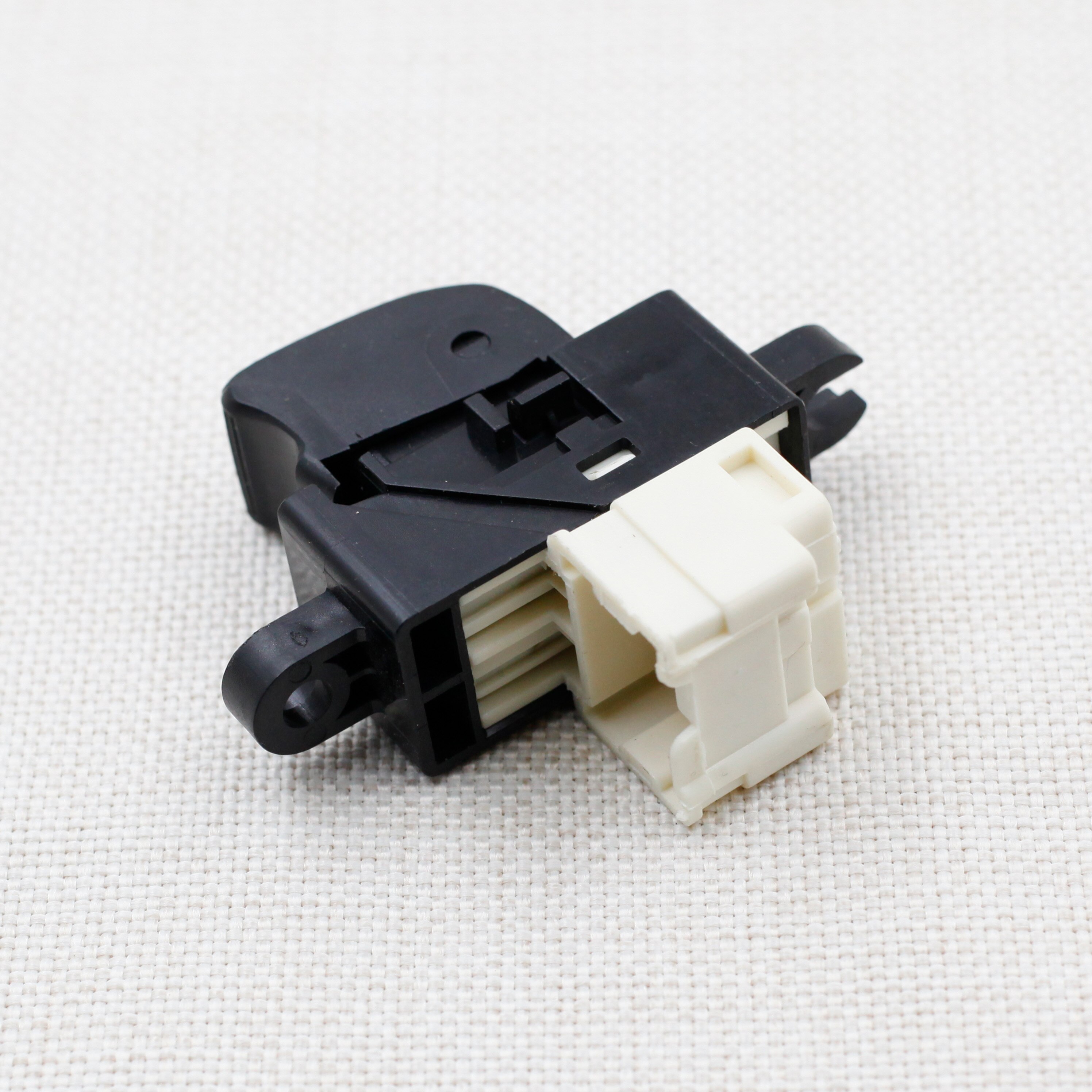 6 Pins Electric Power Window Switch For Nissan Pathfinder X-Trail Almera Patrol GU Y61 MK2 R20 T30 Front & Left Switches