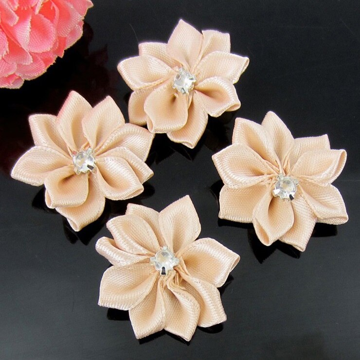 40Pcs Handmade Small Fabric Satin Flowers with Rhinestone Appliques Sewing Wedding Garment Accessories Flowers 2.8cm: Light Grey