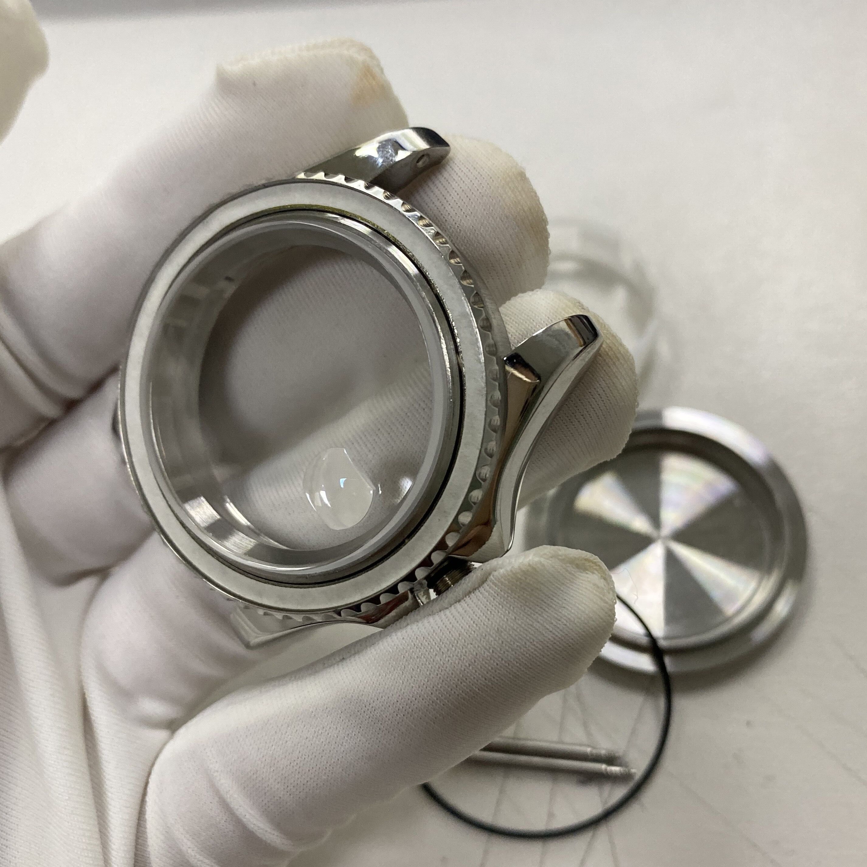 40mm Stainless Steel Watch Case Sapphire Mirror Case Watch Accessories Suitable for 8215/8200/821A and Mingzhu 2813 Movement