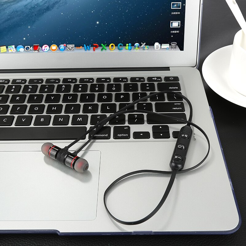 Zwart/Rode Magnetische Sport Stereo Bluetooth Headset Wireless Sweat Proof Bluetooth Headset Ruisonderdrukking Koptelefoon 1Pcs