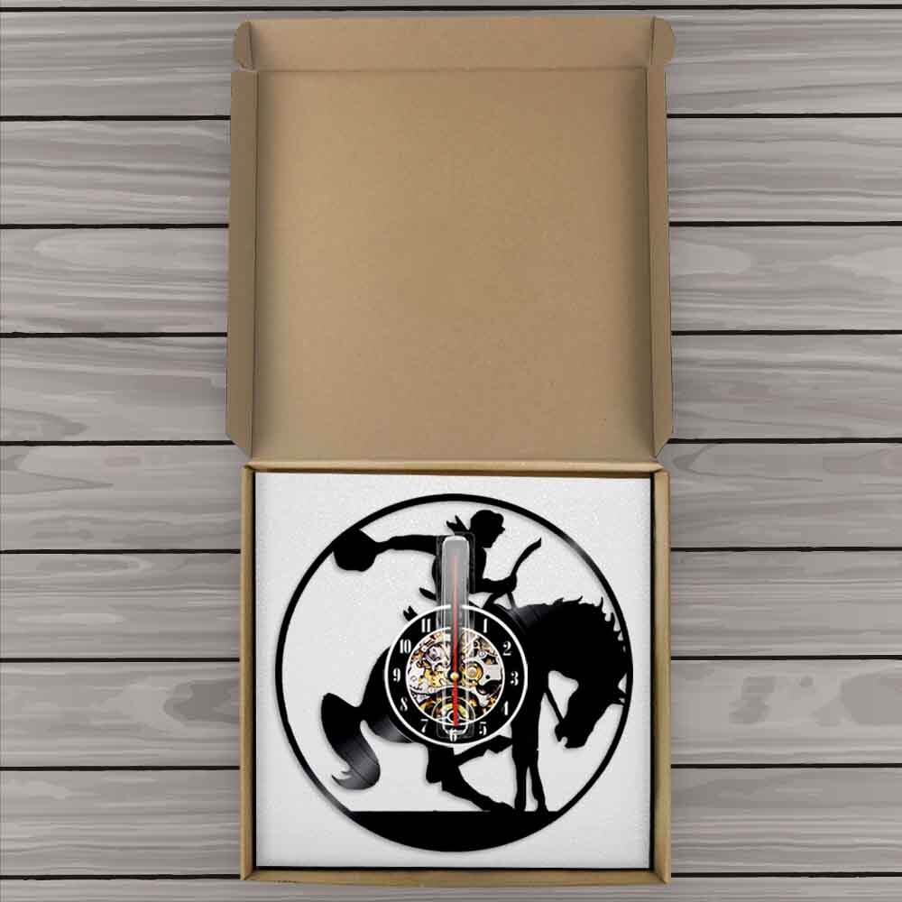 Westlichen Nacht Licht Cowboy Zauberstab Lampe Horsebreaker Sattel Pferd Vinyl aufzeichnen Wanduhr Dekorative Jahrgang Zauberstab Kunst Hängen Uhr