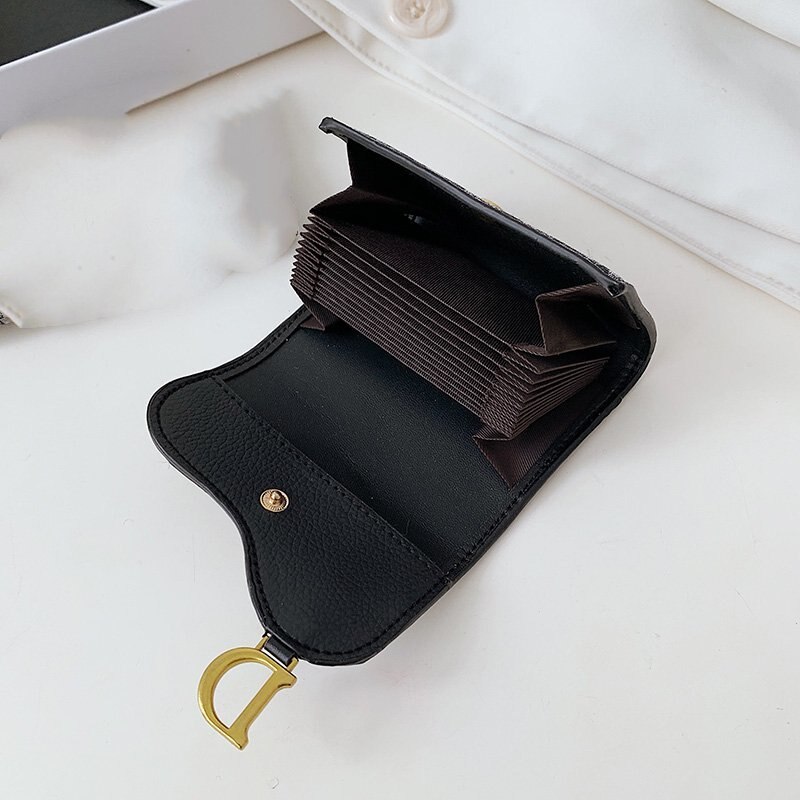 D world Wallet: D World Card Holder