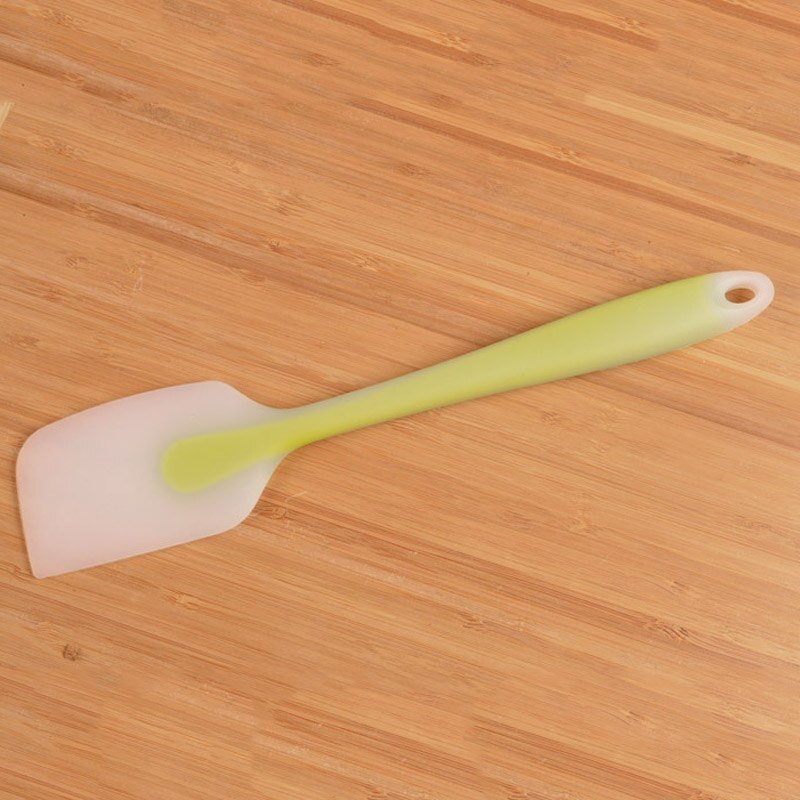 Non Stick Baking Silicone Spatulas Cake Flour Mixing Scraper Oil Bread Scraper Silicone Spatula JAN88: Green