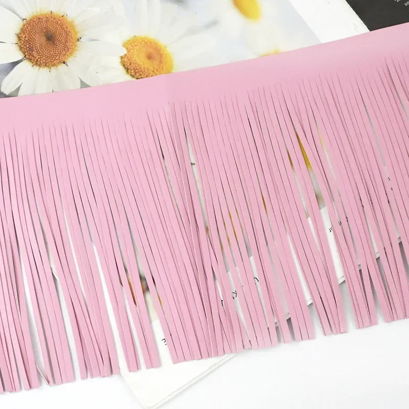 1 metro 10-30cm * 3mm PU cuero borla flecos decoración cinta de encaje DIY bolsos chaqueta falda ropa tela accesorios de costura: S / Rosa
