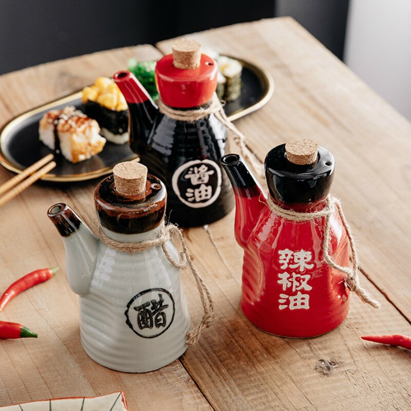 Ceramic Mini Seasoning Bottle Japanese Style Oil Pot Soy Sauce Pot Vinegar Pot Restaurant Home Vinegar Bottle Dispenser ZB464