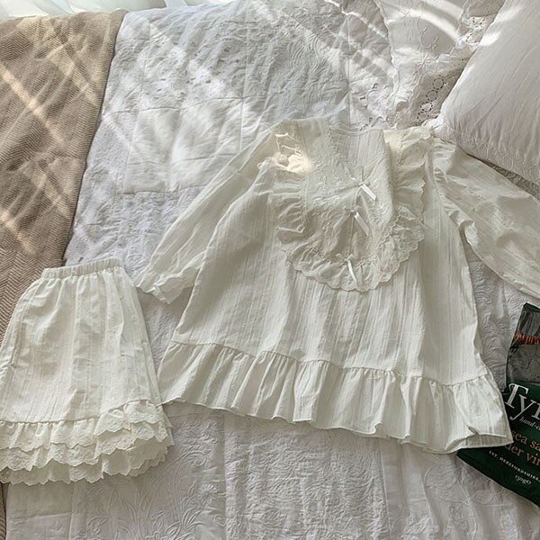 Conjuntos de pijamas con flores bordadas de Lolita para mujer, Tops y pantalones cortos, Conjunto de pijama de encaje Vintage para mujer, ropa de dormir: Blanco / S