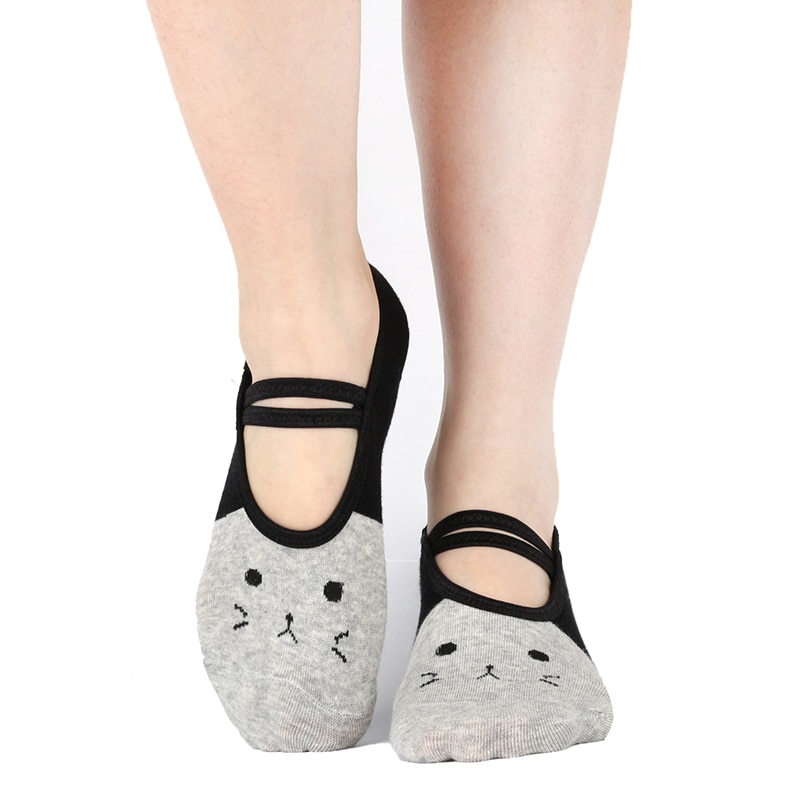 Sports girl Yoga Pilates Socks Cute Cat Grip Pilates Sox Fitness Non Skid Foot Cotton Foot Socken Dance Slippers Ballet