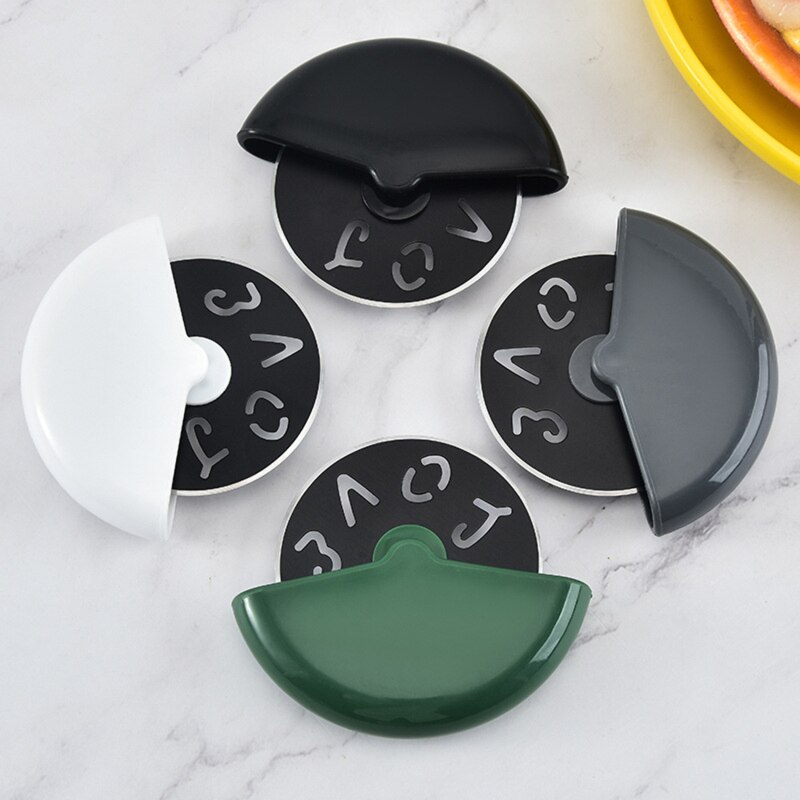 Rueda redonda de acero inoxidable para cortar Pizza con tapa, rodillo de ruleta, cortador de masa y Pizza, herramienta para cortar pan y hornear