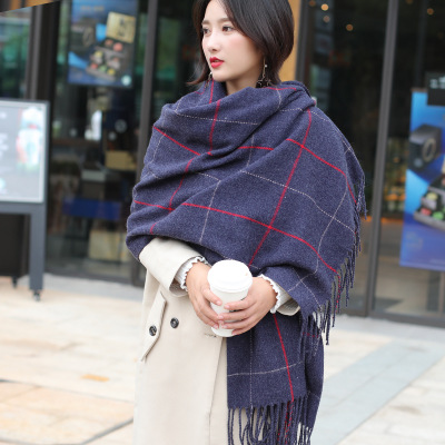 Strikket efterår vinter kvindelig koreansk varmt tørklæde kvinder piger sød kvast tørklæde uld flash tørklæde vildt sjal: Marine blå