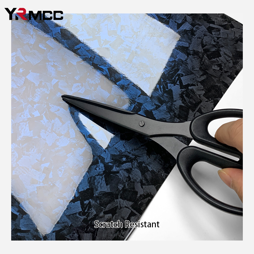 Carbon Fiber Vinyl Wrap Wasserdichtes, selbstklebendes Vinyl Auto Tuning Autoaufkleber Geschmiedete Kohlefaserfolie Autozubehör für den Innenbereich