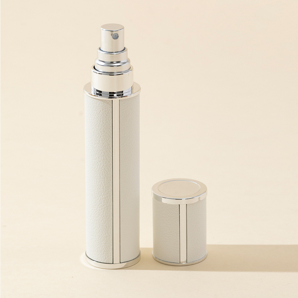 10ml leren parfumverstuivers, draagbare flesjes voor vloeibare cosmetica, mini-parfumflesjes voor op reis, navulbare lege spuitfles: Wit