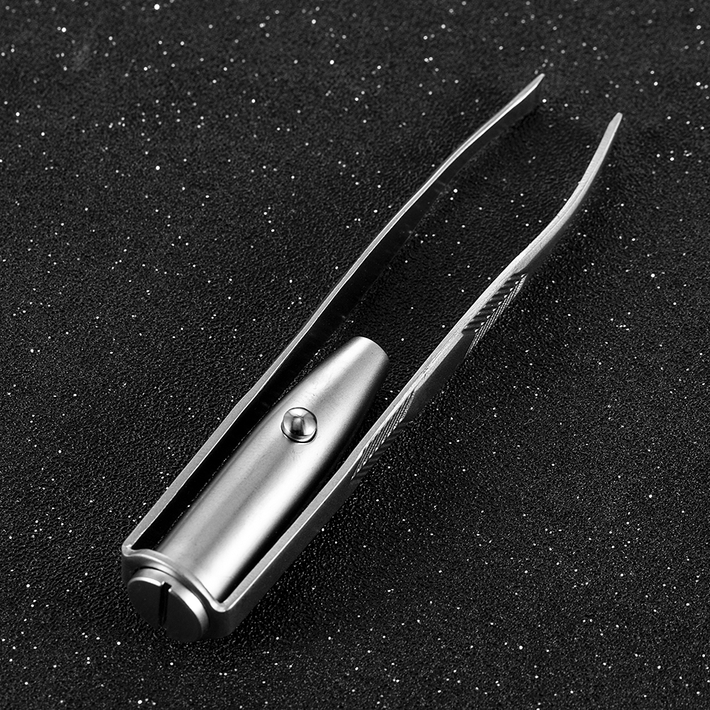 1 Pcs Led Eyebrow Tweezers Stainless Steel Face Eyebrow Eyelashes Remover Tools Light Eyelash Tweezers Beauty Makeup