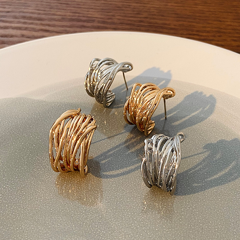 Boucles d'oreilles rétro multicouches torsadées en forme de C pour femmes et filles, couleur or, boucle d'oreille géométrique, clou Punk, bijoux