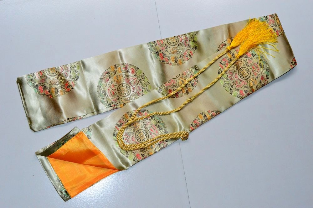 Mooie Zachte En Delicate Zijde Zwaard Tas Fitting Voor Japanse Samurai Zwaard Katana Geel Zwaard Tas