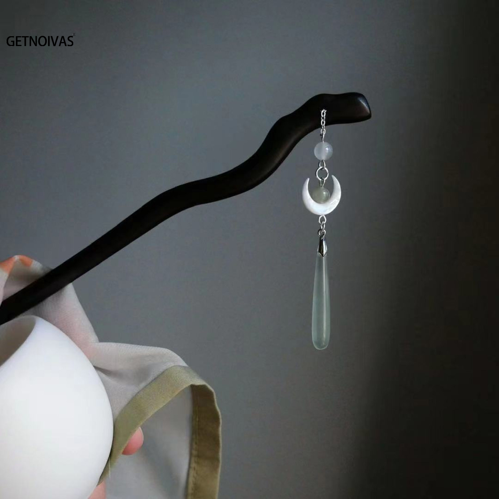 Palillos de pelo de madera de estilo chino Vintage para mujeres y niñas, horquilla con borla de Luna, Clip para el pelo, tocado Hanfu, joyería, accesorios para el cabello