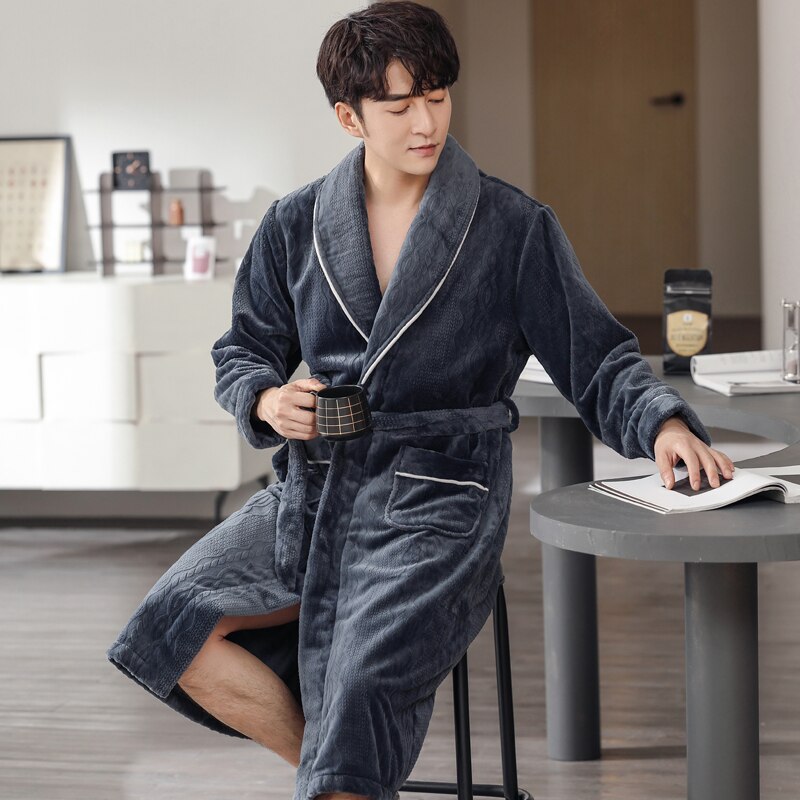 Winter Men Bathrobes 3 Colors Thick Flannel Robe Long Bath Robe Male Comfort Warm Dressing Gown Robe