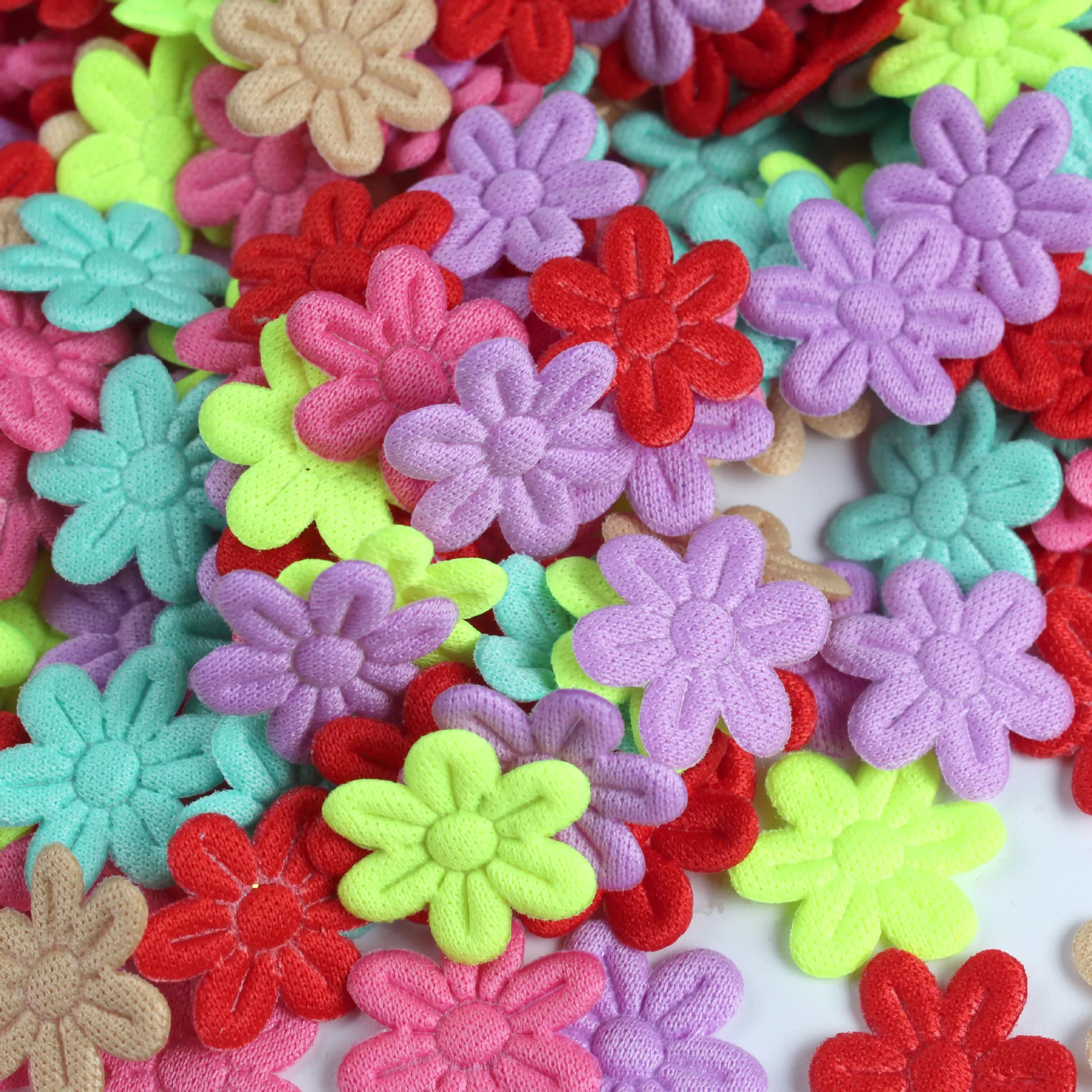 100 stücke sechs blättrige Blume Filz Stoff Prägung DIY NäHenne Handwerk Haarnadel Hand gefertigte Materialien Stoff Flecken Hochzeit Wohnkultur