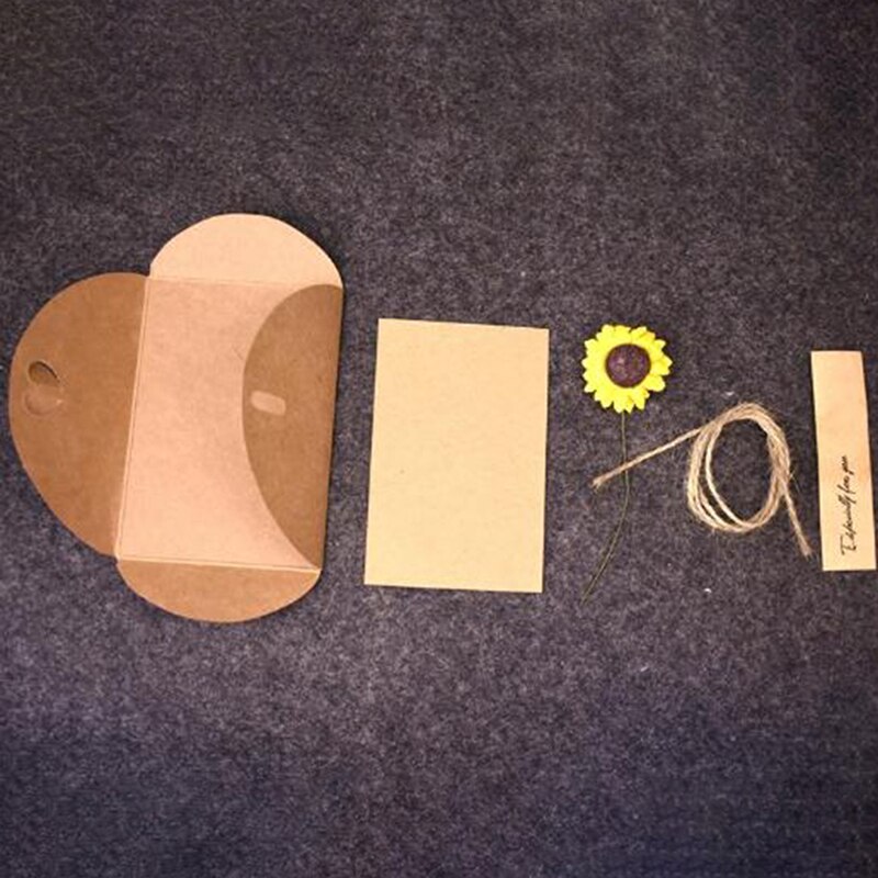 1pcs Flower Retro DIY Kraft Paper Invitation Greeting Card Envelope Handmade