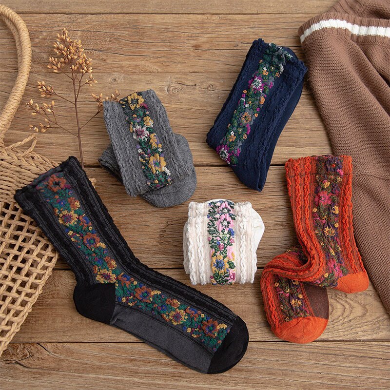 Women Socks Cotton Euramerican National Wind Flowers Autumn and Winter Ladies Socks Warm and Cute