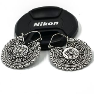Showlove-2Pcs Brass Ear Weight Different Style IIndia Tribal Ear Taper Expander Plugs Piercing Gauge Earrings Body Jewelry: C