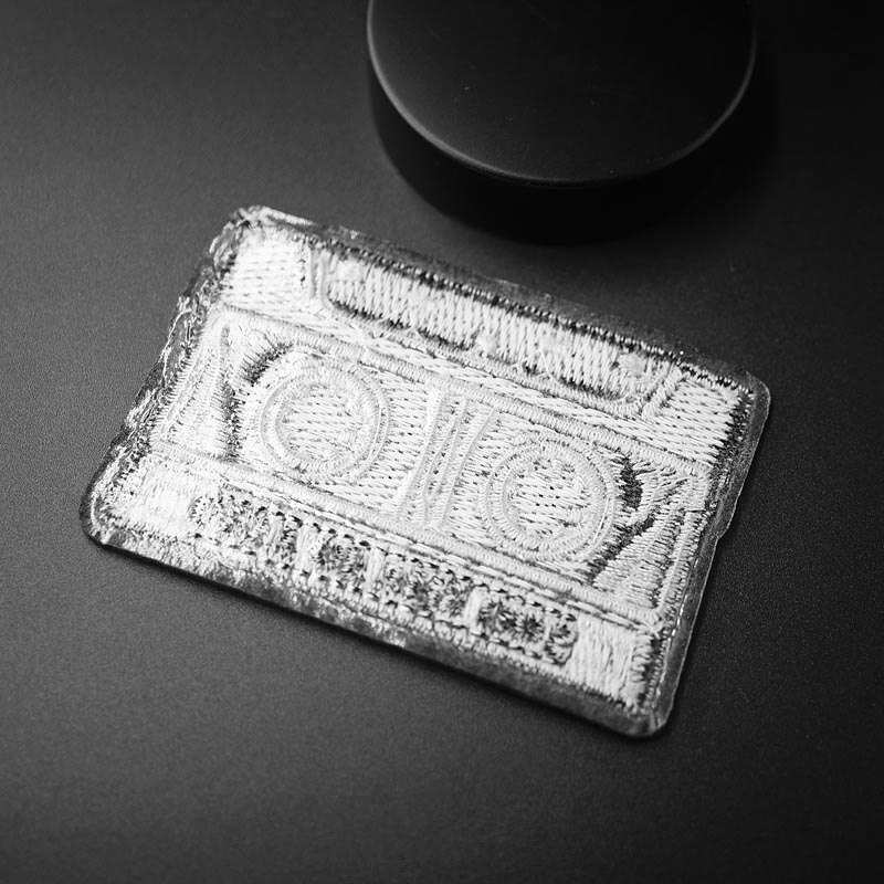 Cassette (Size: 5.0X7.2 cm) DIY Doek Badges Patch Geborduurde Applique Naaien Kleding Stickers Kleding Accessoires