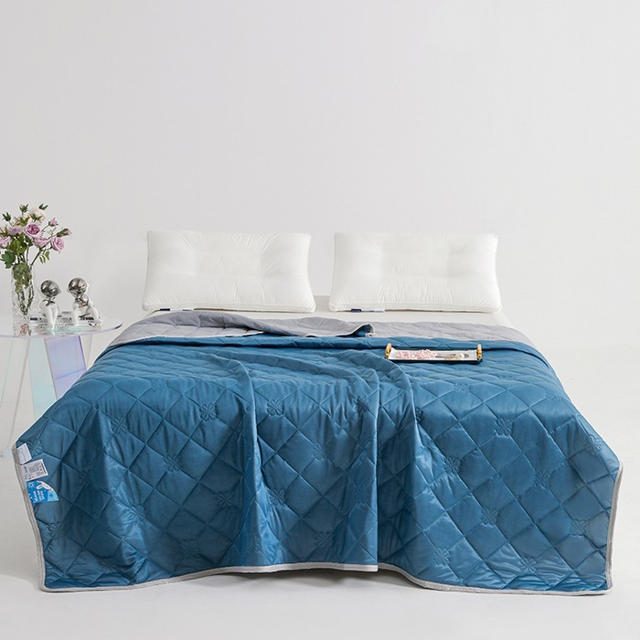 Zomer koel dekbed mint ijs zijde koel dekbed effen kleur thuis slaapzaal airconditioner quilt zomer: 150x200cm / Goud