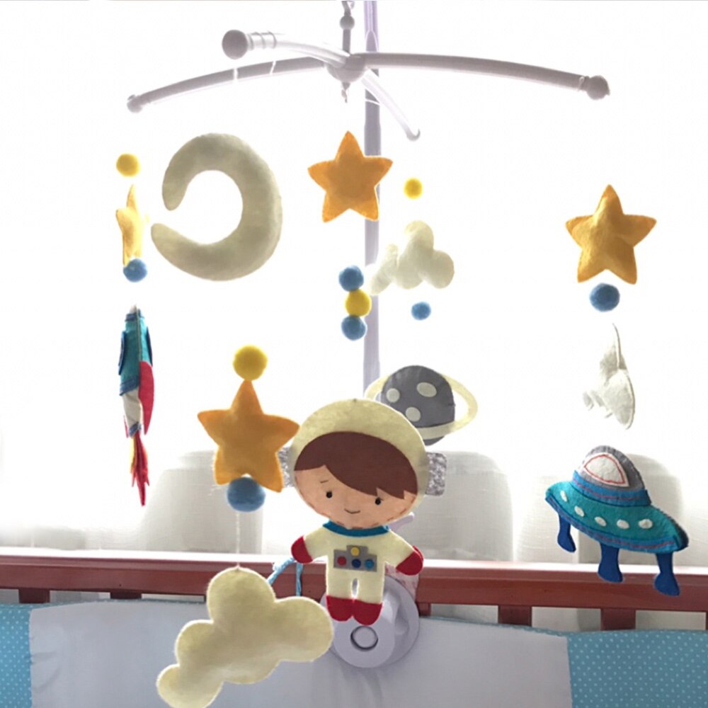 Baby Rattle Cartoon Pregnant Woman Handmade Toy Baby Crib Holder Rattles Bracket Clockwork Music DIY Bed Bell Material Package: WJ3587B