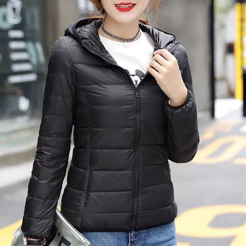 2024New Female Cold Jacket Women Winter Light White Duck Down Jacket Slim Puffer Jacket Portable Windproof Down Coat Top