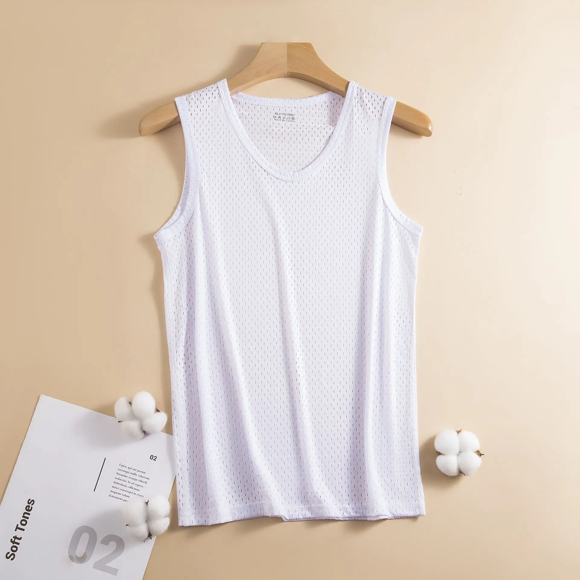 Chaleco de malla para hombre, camisetas sin mangas de culturismo de secado rápido de seda helada, chaleco estrecho sin mangas para Fitness, camisetas deportivas informales para Fitness
