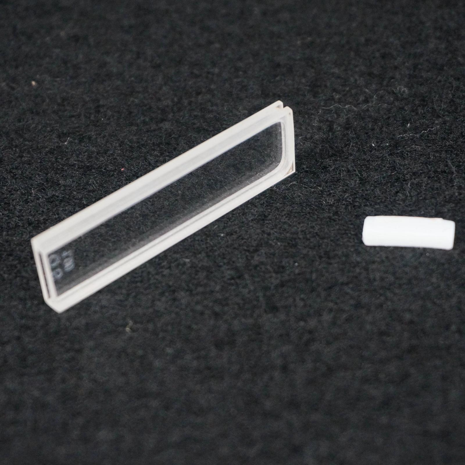 1mm Path Length JGS1 Quartz Cuvette Cell With PTFE Lid For Uv Spectrophotometers