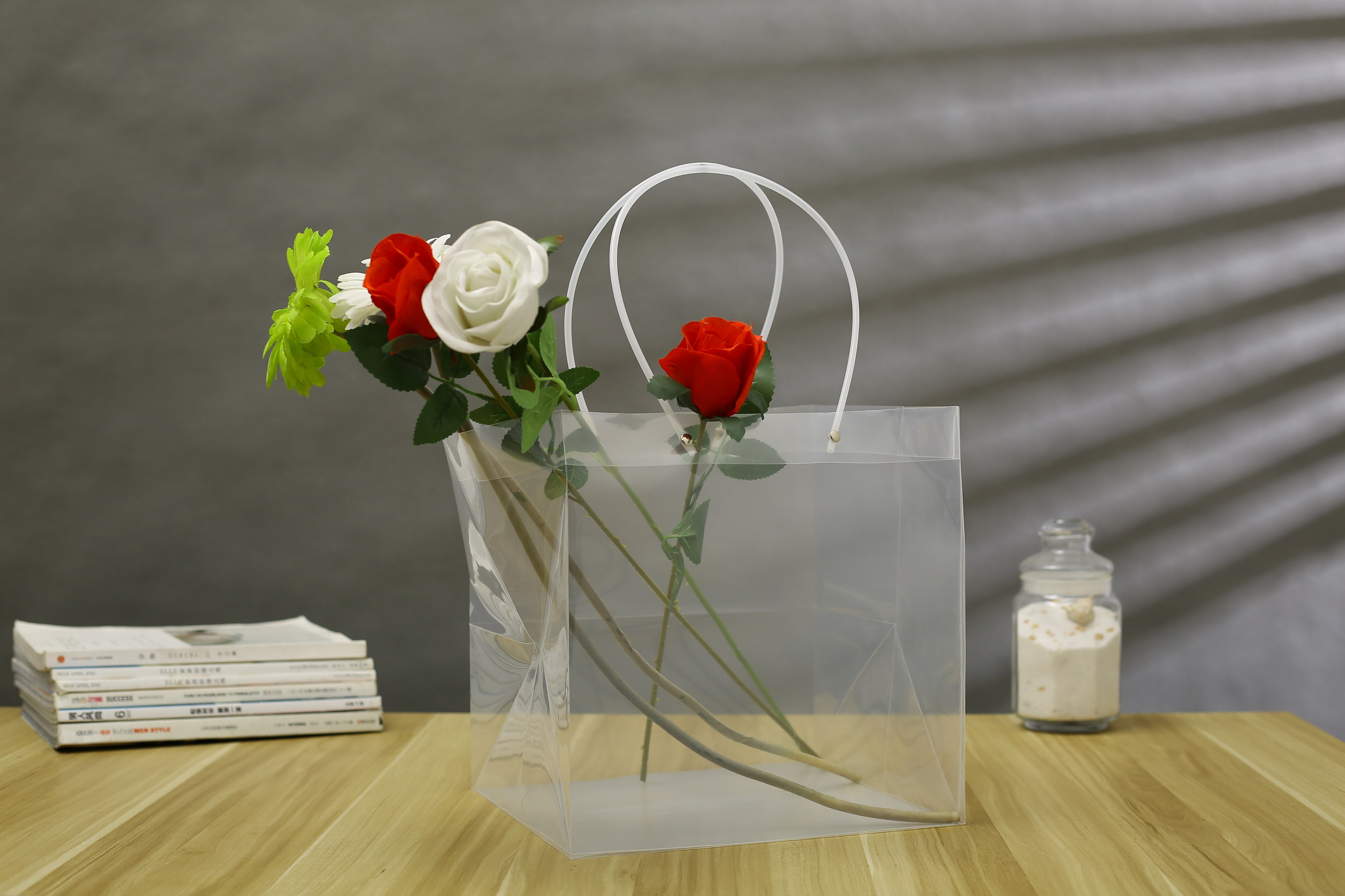 Pp gennemsigtige firkantede poser med pvc reb klare poser blomsterpakning shopping boutique bærer blød pvc håndtag pounch