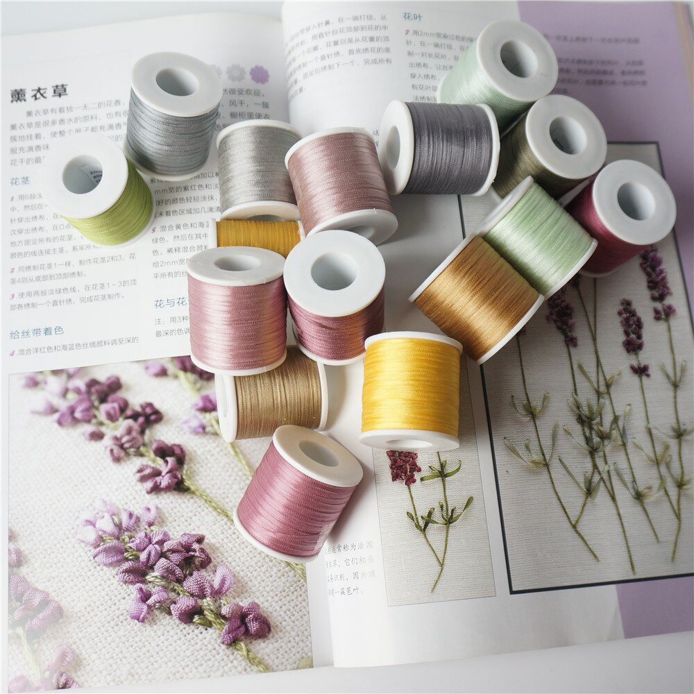 2mm colores 100% pura seda bordado cinta hilo de cinta de satén de seda ancho de 2mm hecho a mano teñido a mano seda arte trabajo