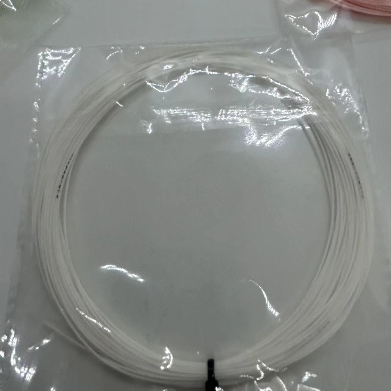 Whole 50Pcs GP3 Badminton Racket String 0.7mm High Durable Polymer Badminton String Ball Net 28 Pounds Training GP3 pp packing: WHITE