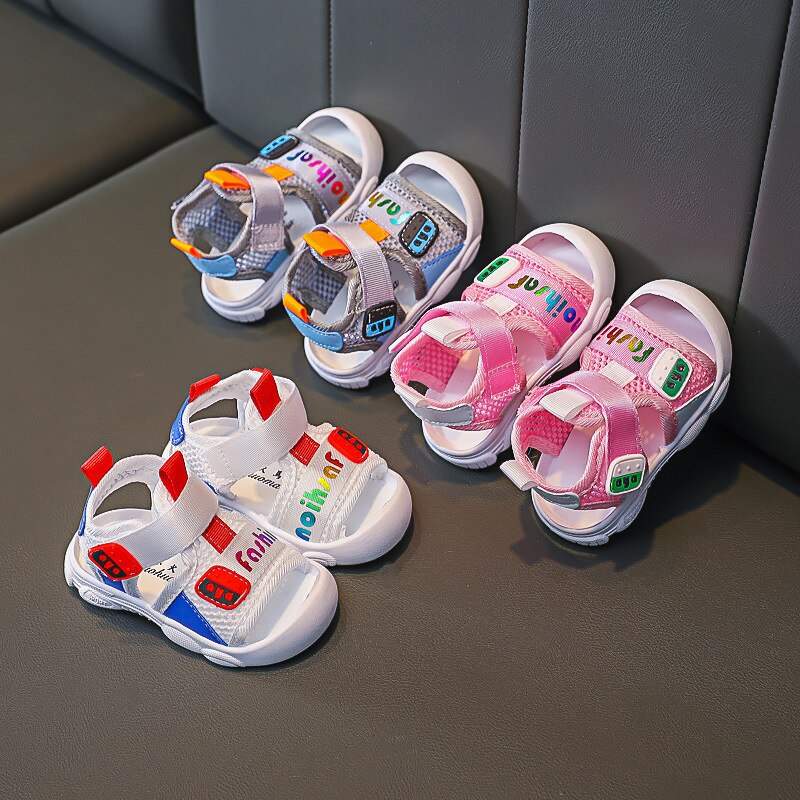 Buty dziecięce dziewczynka buciki sandały dla małych chłopców Liczba Piękne dziecięce miękkie podeszwy sandały letnie buty na plażę anty-kopnięcie STP030