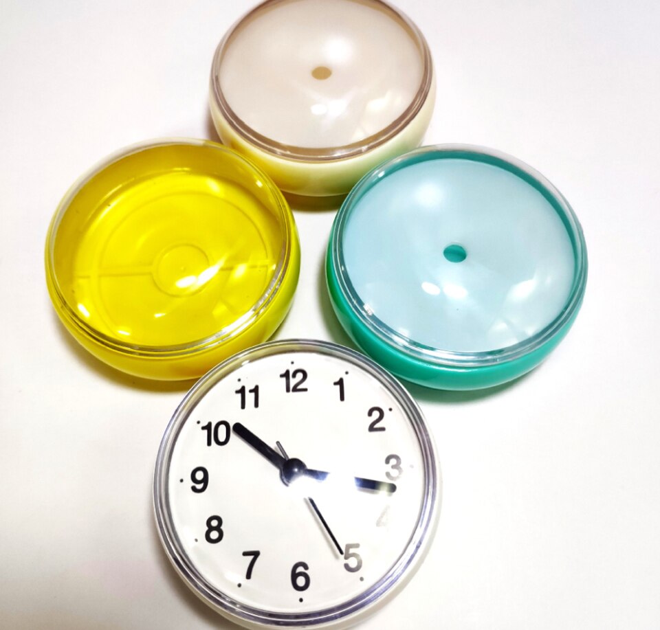 Mini horloge murale à ventouse, Anti-buée, étanche, 7cm, petite horloge de Table à Quartz pour salle de bain, cuisine, toilettes