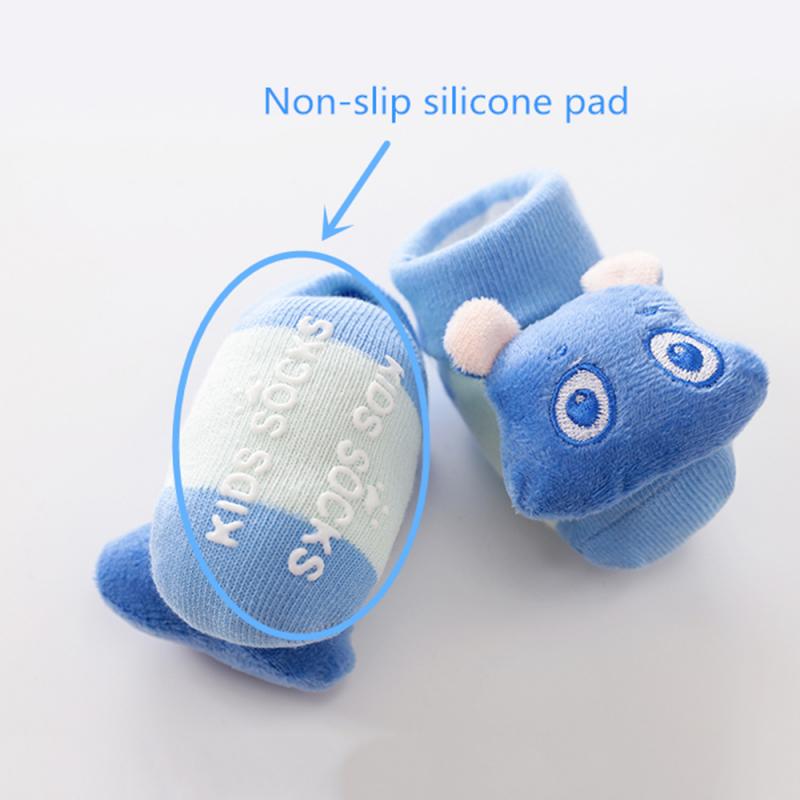 6 färger söt tecknad nyfödda barn casual halkfria strumpor bebis flicka pojkar halkskydd sockor klockor toffelstövel småbarnsstrumpor